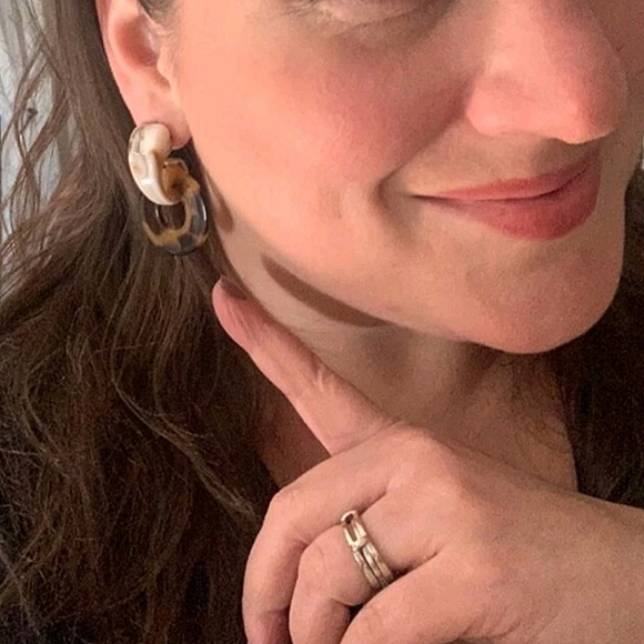 Drop earrings Tortoiseshell lightweight Cheetah print boho casual hoop 💖2/$30 - Picture 8 of 13